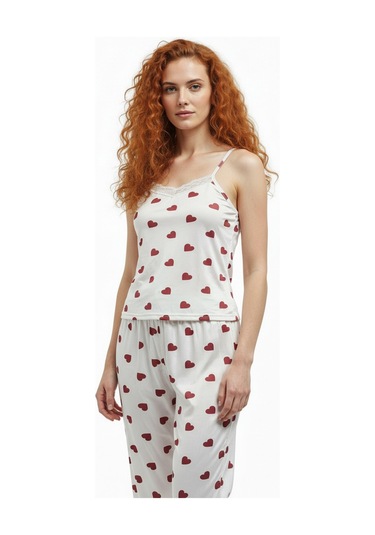 Altı Uzun Üstü Askılı Yumuşak Kırmızı Kalp Desenli Pijama Takımı Beyaz Beyaz