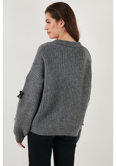 Lela Oversize Fit V Yaka Fiyonk Detaylı Düğmeli Bayan Hırka 4615577 Antrasit