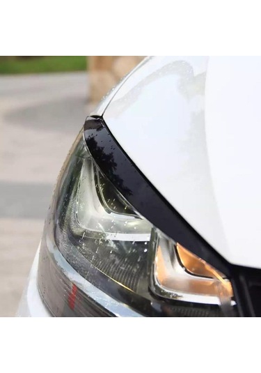 Volkswagen Golf 7 Ön Far Kaşı Piano Black 2013-2020