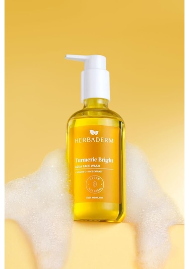 Turmeric Bright, Aydınlatıcı Ve Gözenek Sıkılaştırıcı Yüz Temizleme Jeli 250 Ml