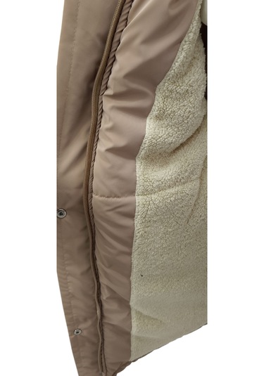 Kız Çocuk Önü Gipeli Kemerli Kapüşonlu Fermuar Çıtçıt Kapama Peluş Astarlı Açık Kahve Midi Boy Mont Açık Kahverengi