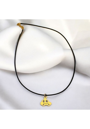 Nazlı İsmine Özel 14 Ayar Altın Plakalı Siyah Bağlıklı Araba Figürlü Hediyelik Kolye-630isim Nazlı