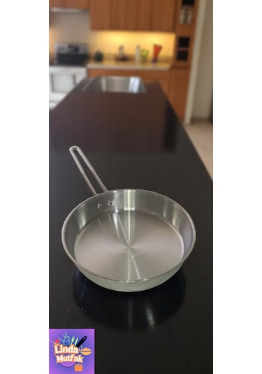 Akdeniz 22 Cm Metal Kulplu Çelik Tava