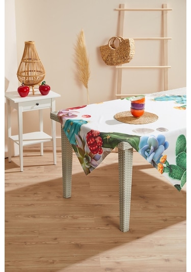 Kaktüs Desen Kare Leke Tutmaz Masa Örtüsü