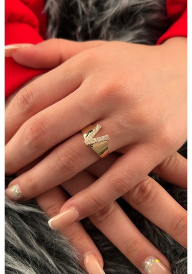 Fiyonk Kuyumculuk 14 Ayar Altın Taşlı V Harfli Yüzük 001