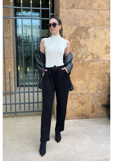 Beyaz Kolsuz Dik Yaka Body Beyaz