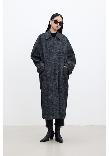 Asimetrik Kapama Kaşe Kaban Siyah Siyah