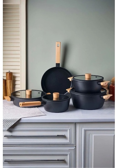Cookwood Black 9 Parça Tencere Tava Seti Indüksiyon Tabanlı Ahşap Saplı 18080 Siyah