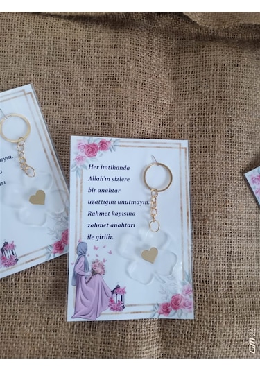Farklı Market Yonca Kalpli Anahtar Kur'an Kursu Hediyesi 8 Adet