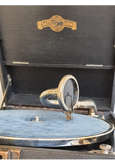 Saturn Antika Çanta Gramofon 070