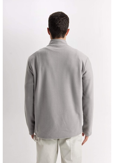 DeFacto Gri Tüylenme Yapmayan Soğuk Geçirmez Regular Fit Dik Yaka Fermuarlı Polar Sweatshirt Y3996AZNSGR307 DeFacto Gri Tüylenme Yapmayan Soğuk Geçirmez Regular Fit Dik Yaka Fermuarlı Polar Sweatshirt Y3996AZNSGR307