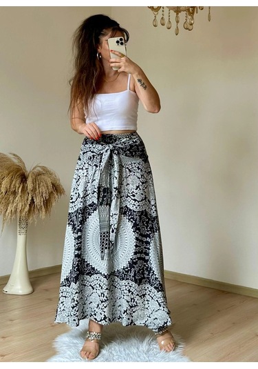 Azra Butik Otantik Desenli Etek Beyaz
