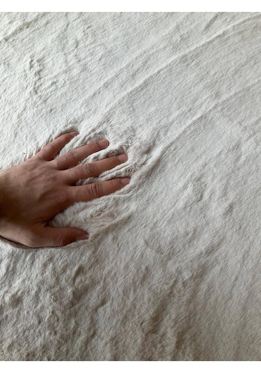 Saraz Halı Tavşan Tüyü Post Peluş Ultra Yumuşak Post Puffy Kum Beji