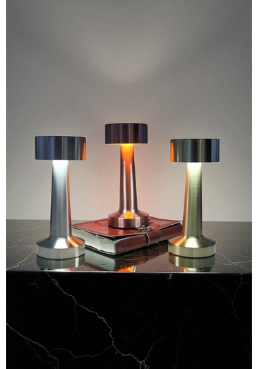 Mıknatıslı Pervaneli Ayarlanabilir Masa Lambası Çok Renkli