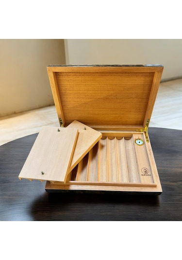 Guevara Ceviz Kaplama Puro Kutusu Humidor 8's