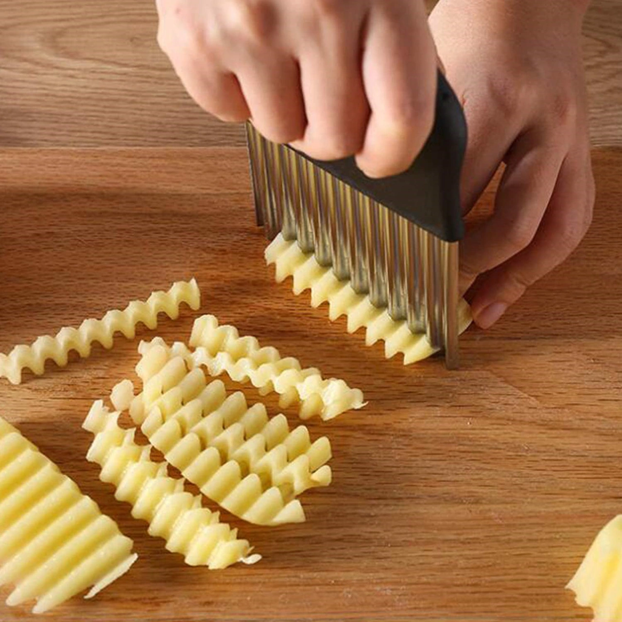 Youtek Büyük Boy Paslanmaz Çelik Dalgalı Dilimleyici, Evde Evrensel Sebze-meyve Kıyma Aleti, Hızlı Ve Kolay Kullanım, Yıkama Kolay Siyah
