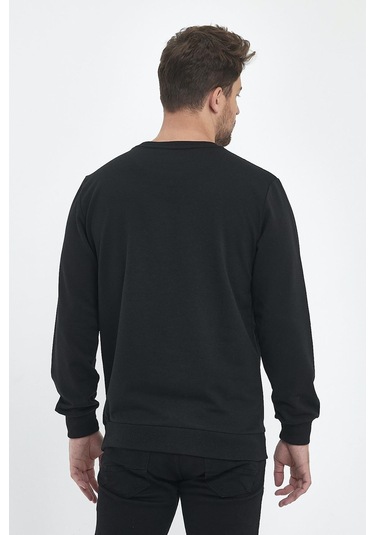 MMetalic Erkek Siyah Bisiklet Yaka Nakış Detaylı Regular Fit Sweatshirt 001