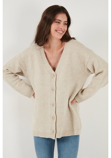 Lela Regular Fit V Yaka Düğmeli Triko Bayan Hırka 4616229 Taş