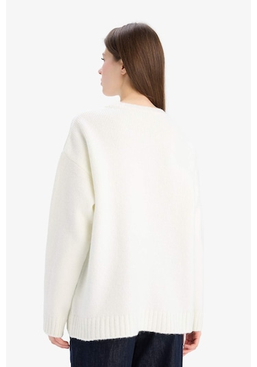 DeFacto Oversize Geniş Kalıp Baklava Dilimli Bisiklet Yaka Triko Kazak F1233AX25SPGN943 Yeşil DeFacto Oversize Geniş Kalıp Baklava Dilimli Bisiklet Yaka Triko Kazak F1233AX25SPGN943 Yeşil