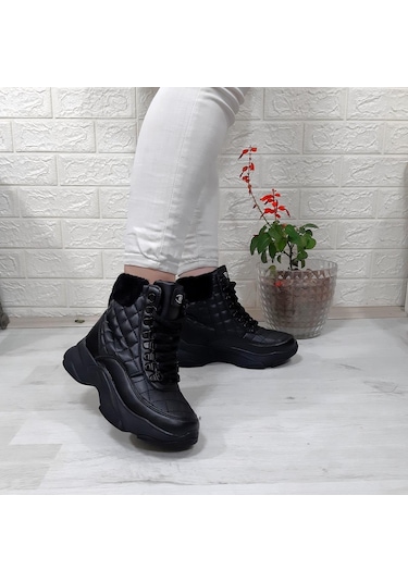 M.p 1408 Siyah Kaymaz Taban 18cm Kısa Bayan Bot 001