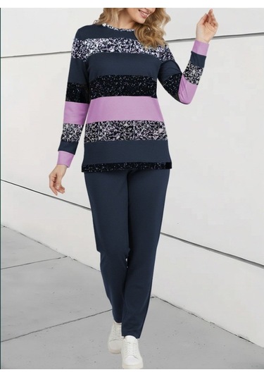 Evyora Kadın Uzun Kollu Bisiklet Yaka Çizgili Desen Iki Iplik Bluz Ve Pantolon Ikili Takım Pembe Evyora Kadın Uzun Kollu Bisiklet Yaka Çizgili Desen Iki Iplik Bluz Ve Pantolon Ikili Takım Pembe