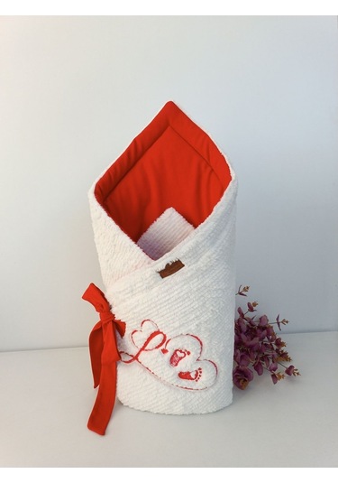 Kışlık Bebek Battaniyesi & Kundağı - Kalp Deseni İşlemeli Hastane Çıkışı Yenidoğan - Yeni Yıla Özel Ekru