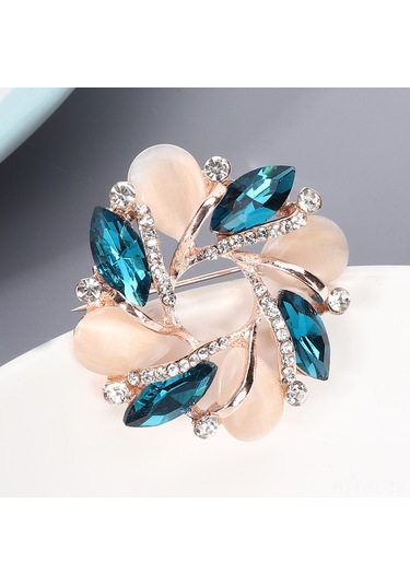 Lemestar Alloy Gül Desenli Broş - Rose Gold Tonu, Güzellik Eklenen Kıyafet Aksesuarı, Her Zaman Giyilebilir, Hediye Seçeneği Çok Renkli