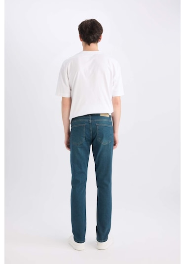 DeFacto Pedro Slim Fit Dar Kalıp Normal Bel Dar Paça Jean Pantolon B0398AX25SPNM41 DeFacto Pedro Slim Fit Dar Kalıp Normal Bel Dar Paça Jean Pantolon B0398AX25SPNM41