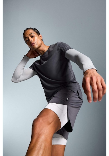 DeFactoFit Slim Fit Dar Kesim Sporcu Taytlı Şort E2760AX25SMAR58