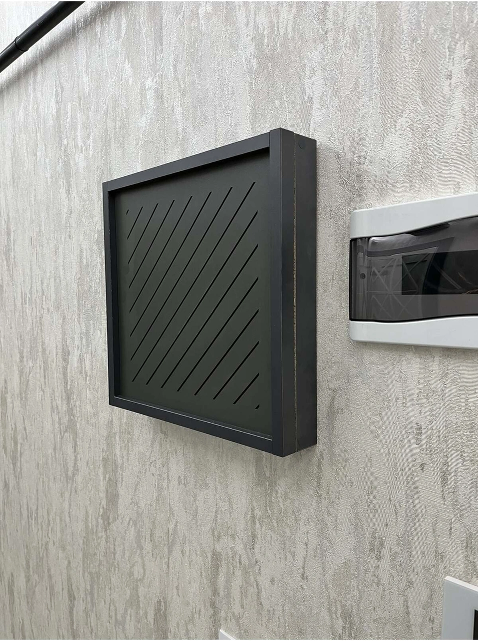 Sürgülü Elektrik Pano Düzenleyici Duvar Düzenleyici Ahşap Dekoratif Antrasit Kutu Anahtarlık Yan Çiz 38 X 40