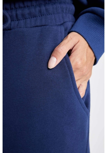 Defacto Beli Paçası Lastikli Bağcıklı Cepli Kalın Jogger Eşofman Altı V2700AZ24WNNV42 Lacivert