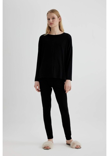 DeFacto Regular Fit Bisiklet Yaka Uzun Kollu Casual Pijama Üstü-Fall in Love C3556AX24SPBK81 DeFacto Regular Fit Bisiklet Yaka Uzun Kollu Casual Pijama Üstü-Fall in Love C3556AX24SPBK81