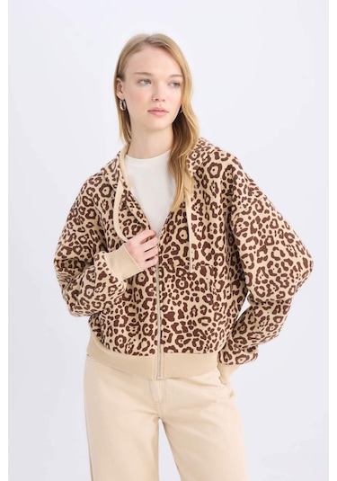 Defacto Coool Loose Fit Leopar Desenli Kapüşonlu Fermuarlı Sweatshirt E0780AX24WNBG389 Bej