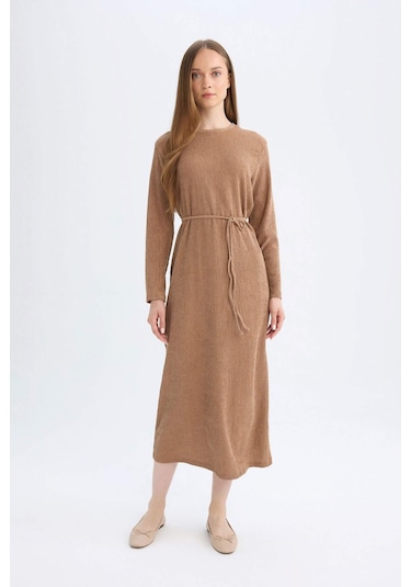 DeFacto Regular Fit Bürümcük Uzun Kollu Bağcıklı Midi Elbise D5024AX24AUBN540 Kahve