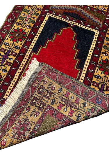 El Dokuma Sıfır Ortaköy Halısı Seccade 83x125 Kök Boya Namazlık