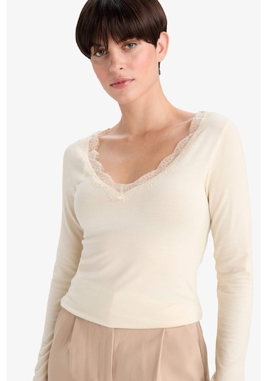 Defacto Modal Kaşmir Yumuşak Dokulu Dantelli Uzun Kollu Üst-fall İn Love F3168ax25auer100 Ekru Defacto Modal Kaşmir Yumuşak Dokulu Dantelli Uzun Kollu Üst-fall İn Love F3168ax25auer100 Ekru