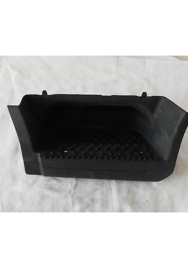 Canter 444 - 449 Basamak Plastiği Sol MB392852