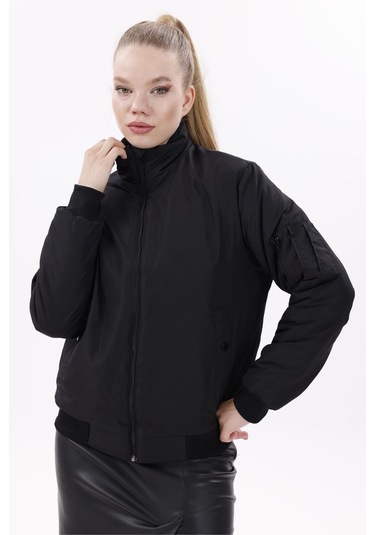 Kadın Astarlı Dik Yaka Mevsimlik Su Ve Rüzgar Geçirmez Mont Siyah