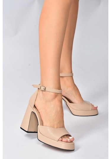 Fox Shoes Ten Kalın Platform Topuklu Kadın Ayakkabı K404100209