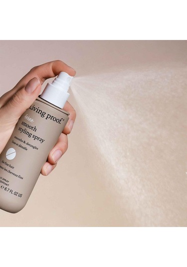 Living Proof Frizz Elektriklenme Karşıtı Şekillendirici Saç Spreyi 200ml