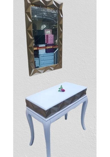 Dresuar Piramit Model90519 Kayın Lükens Ayak Mdf Tabla Ve Ayna Gold Beyaz Elyapım Beyaz