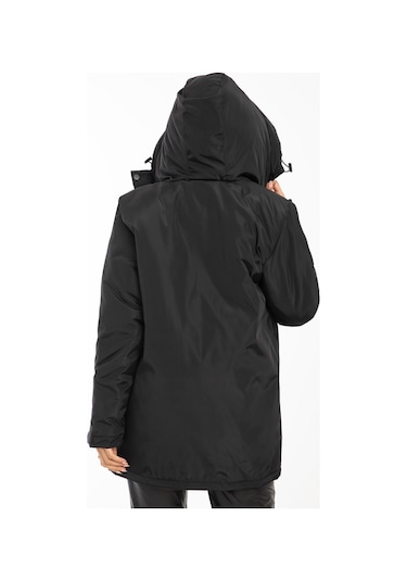 Kadın Siyah Içi Polarlı Su Ve Rüzgar Geçirmez Kapüşonlu Kışlık Mont Siyah