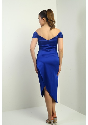 Kadın Madonna Yaka Drapeli Asimetrik Saten Kısa Elbise Saks