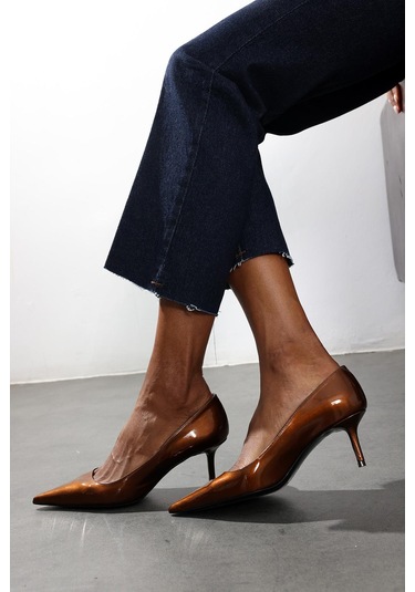 5In1Canpolat Karamel Rugan Deri Klasik Stiletto 25445 Karamel