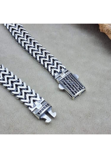 925 Ayar Gümüş Kutu Kilitli Taşlı Bileklik 8.3 Mm