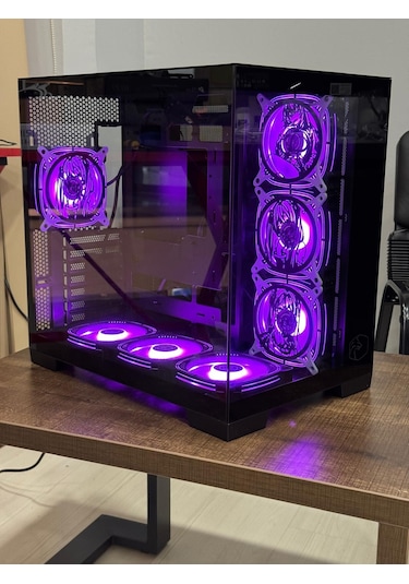 Gametech Anime Karakterli 7 Rgb Fanlı Akvaryum Kasa Siyah