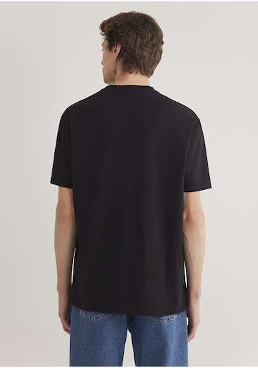 Mavi Cepli Siyah Erkek T-shirt M066248-900 Siyah