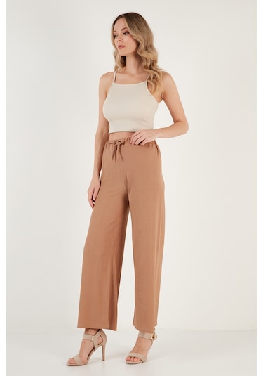 Lela Belden Bağlamalı Rahat Kesim Krinkıl Kuımaş Bayan Pantolon 5862061 Bisküvi