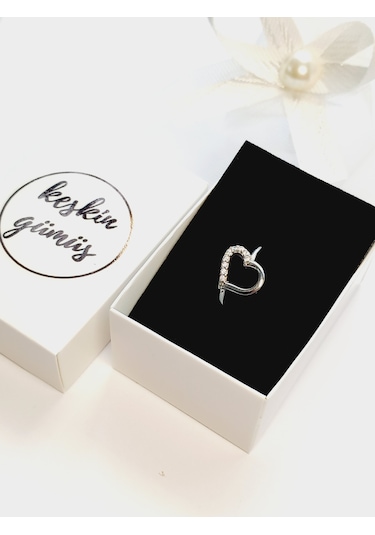 Kalpli Zirkon Taşlı Gümüş Yüzük