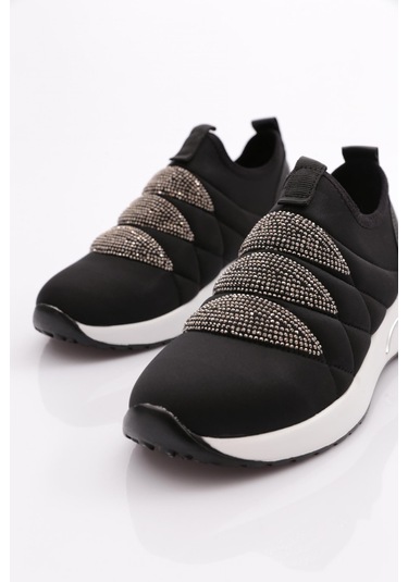 Dgn 222 Kadin Kalin Taban Baklava Desenli Sneaker Ayakkabi 222-2494-R145802 Siyah - Beyaz